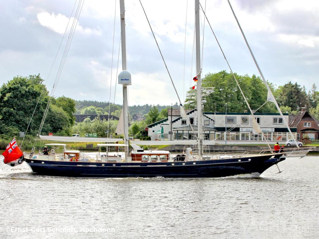 Leaving the shipyard